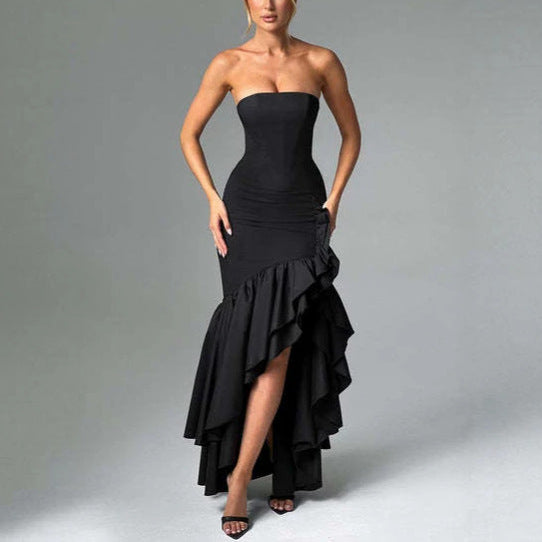 Trägerloses Irreguläres Kleid