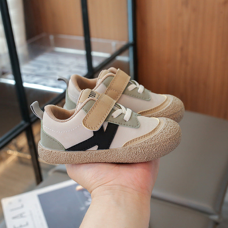 Kinder-Sneakers mit Klettverschluss