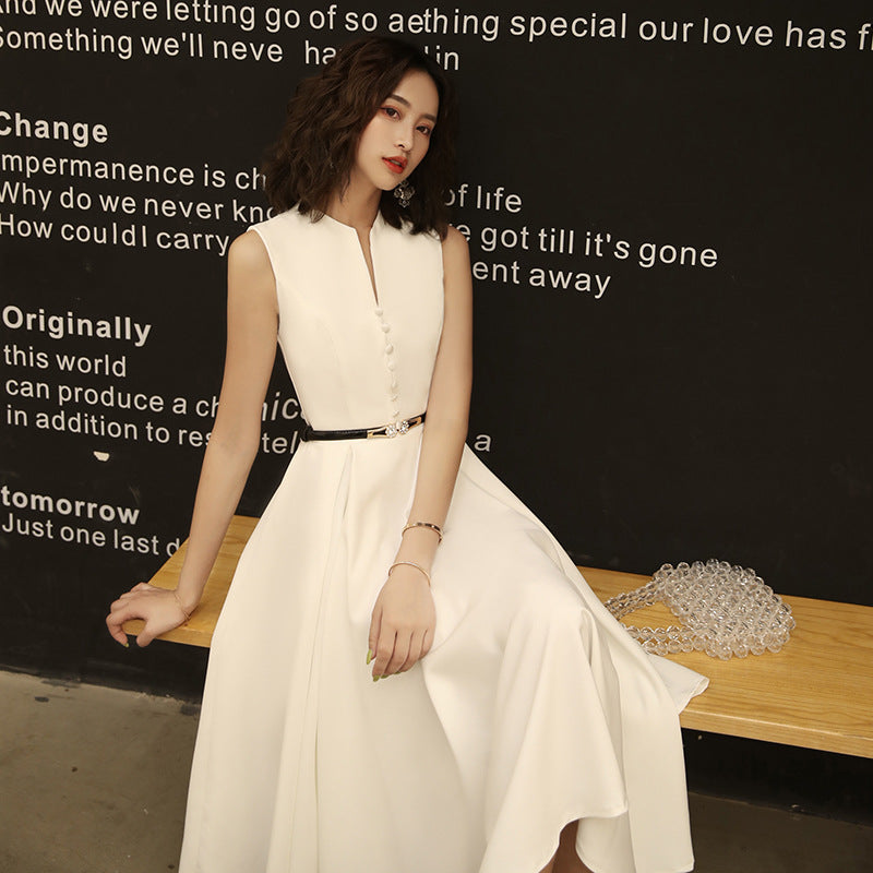 Midikleid mit Reissverschluss und Schleifendetails – Bild 2 | LuxeStyle