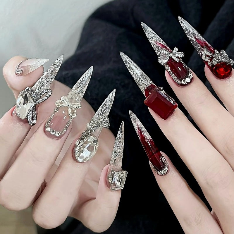 Handgemachte Eis-Transparente Full Diamond Maniküre – Bild 4 | LuxeStyle
