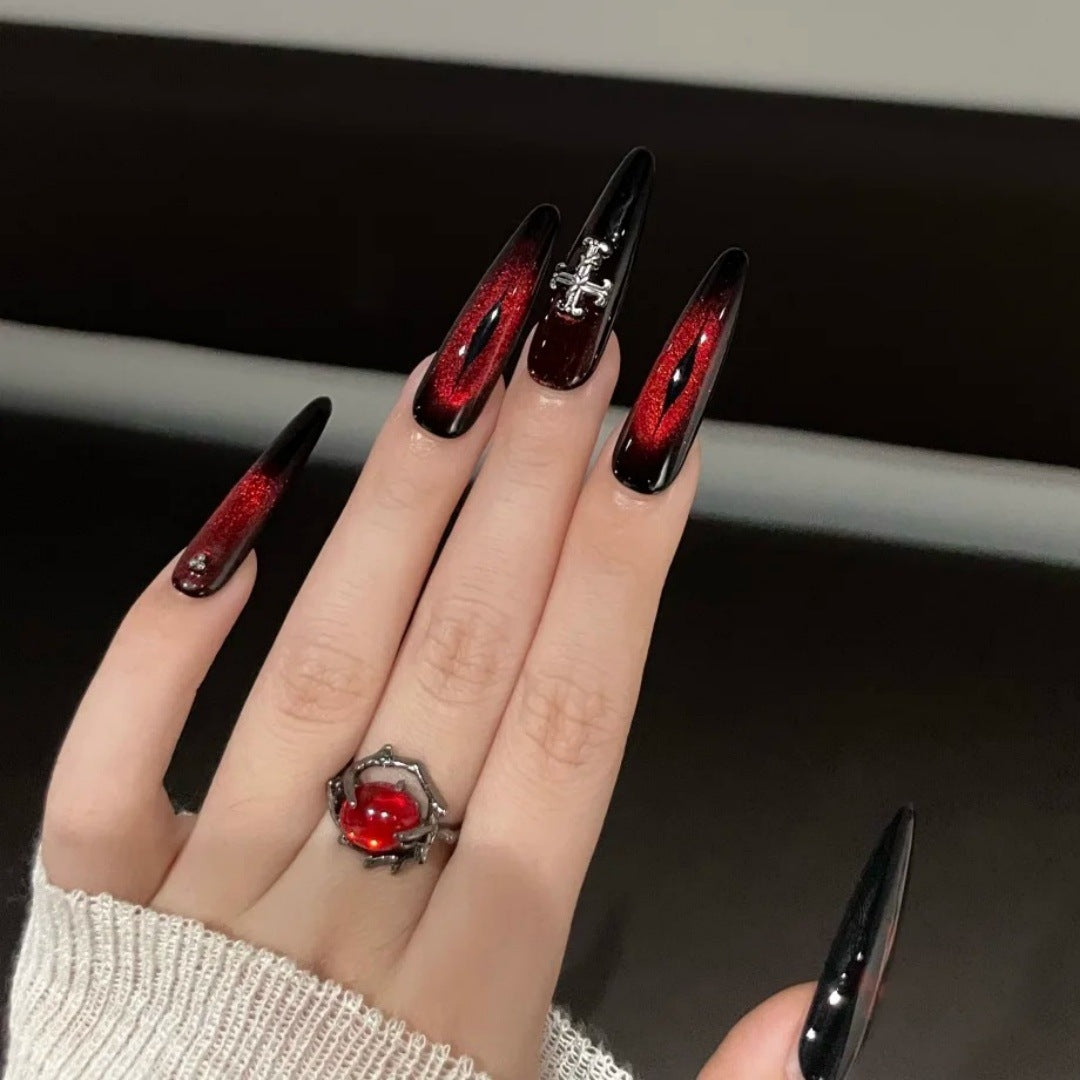 Dunkelrote Cat-Eye Nägel zum Aufkleben