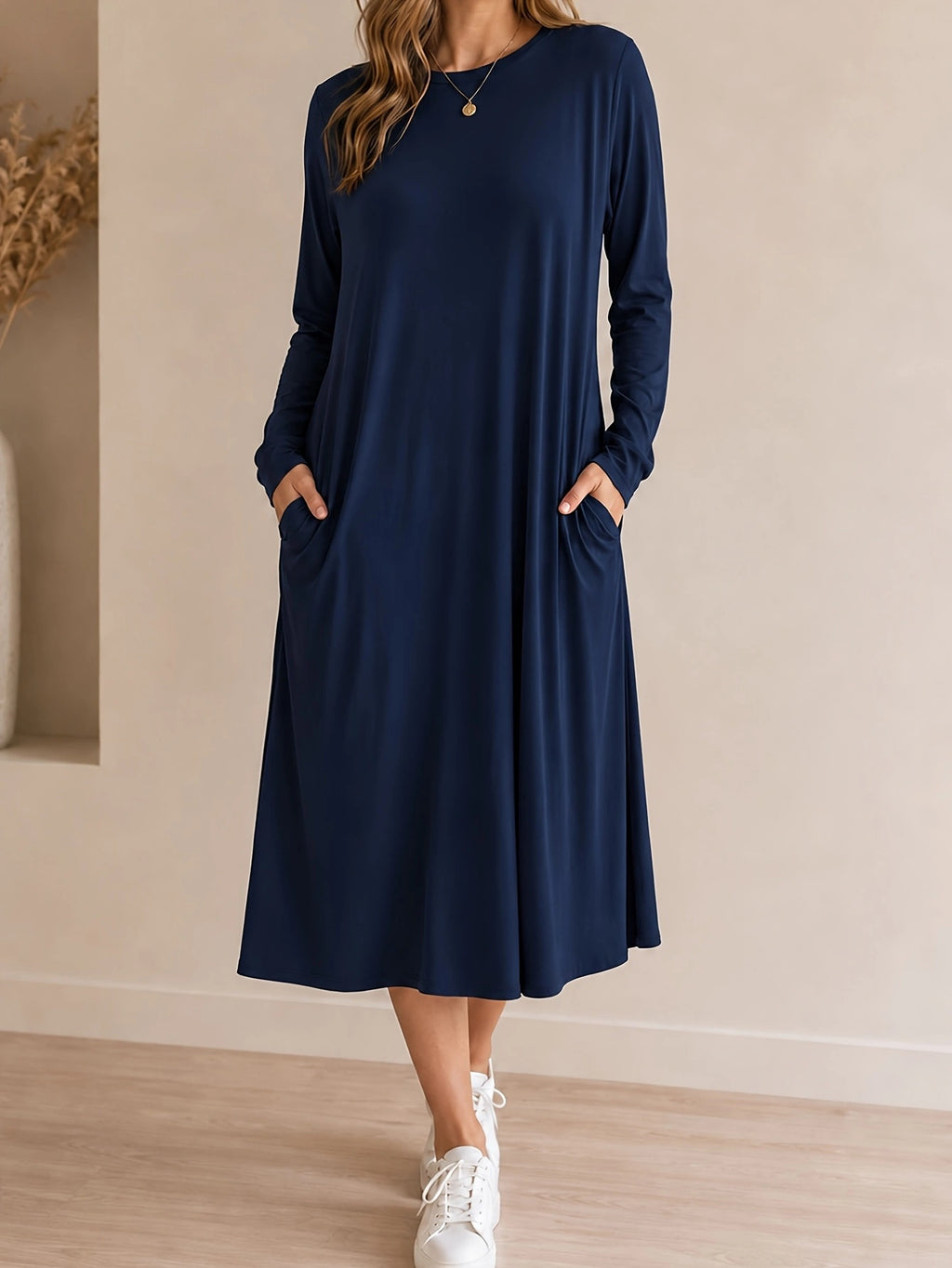 Einfarbiges Langarm-Kleid