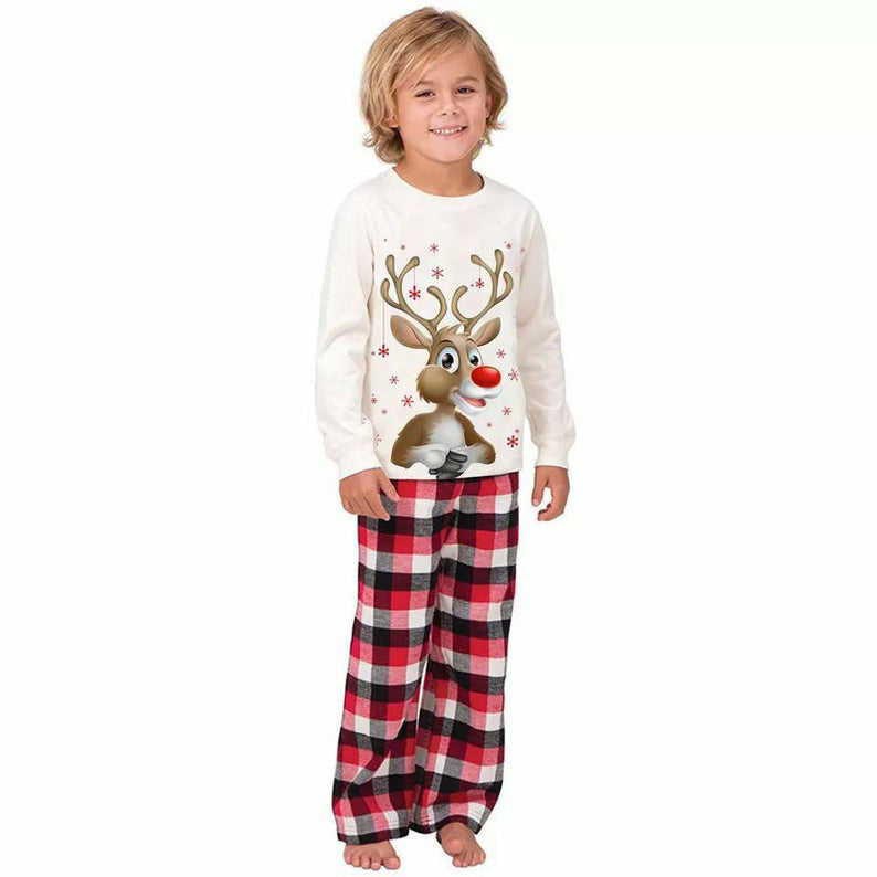 Pyjama-Set für die ganze Familie