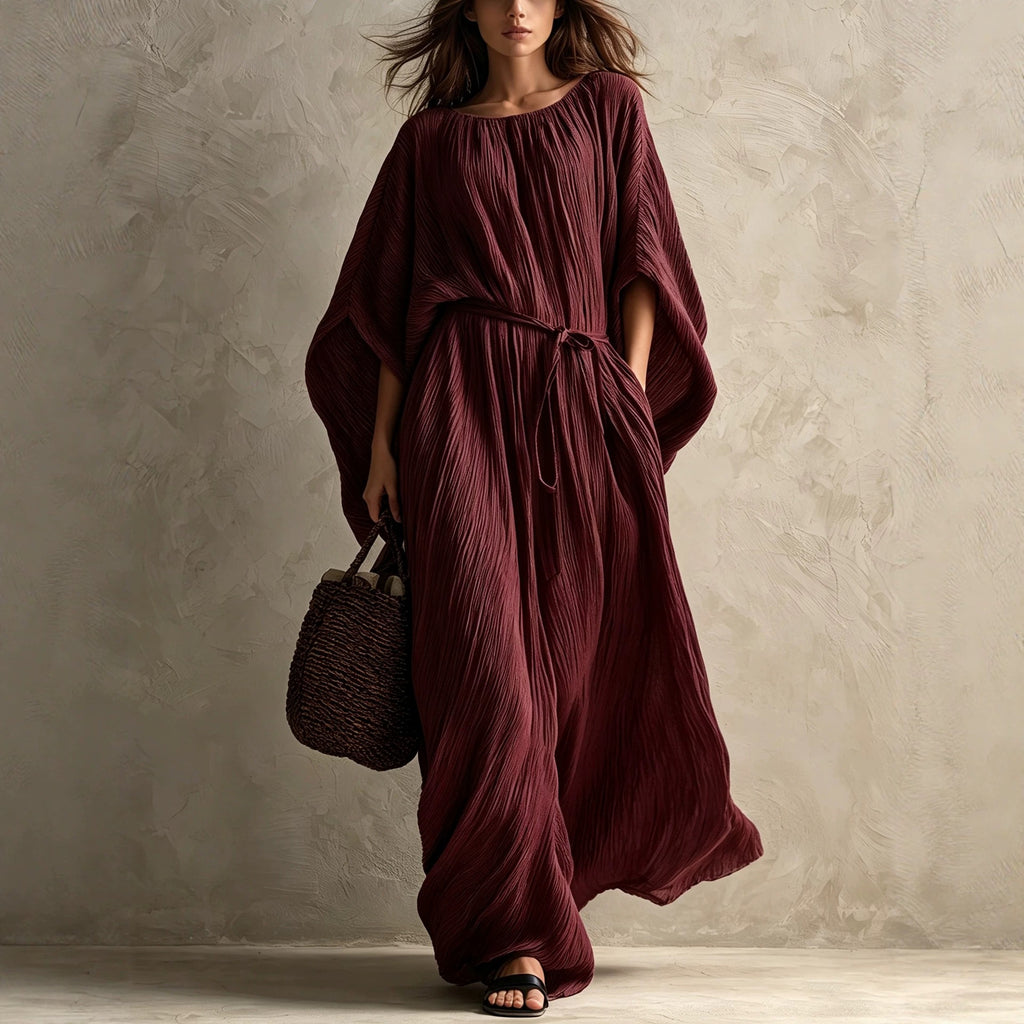 Elegantes Plissée-Kleid mit Fledermausärmeln