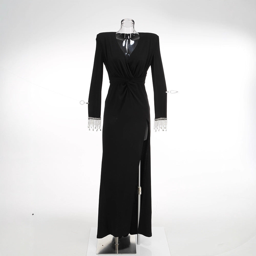 Elegantes Bodycon-Kleid mit tiefem V-Ausschnitt – Bild 2 | LuxeStyle