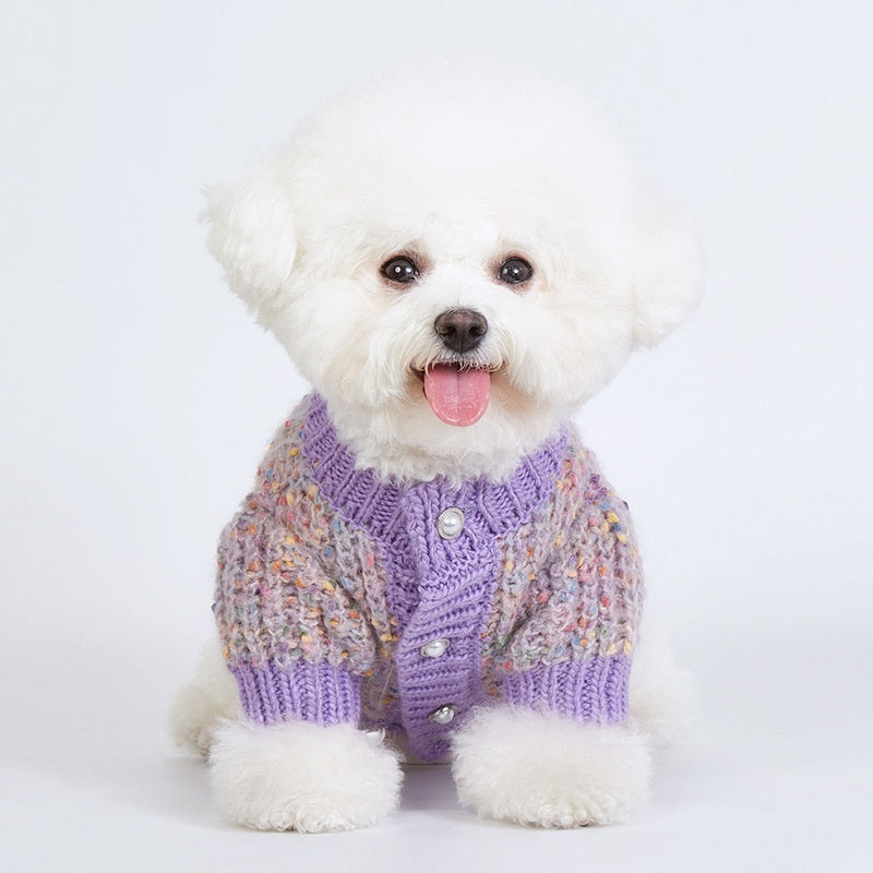 Lila Hundemütze mit Cardigan-Stil | LuxeStyle