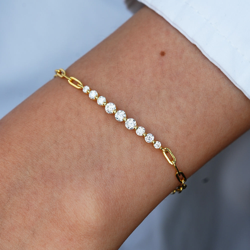 Armband mit Moissanit und Schmetterling – Bild 2 | LuxeStyle
