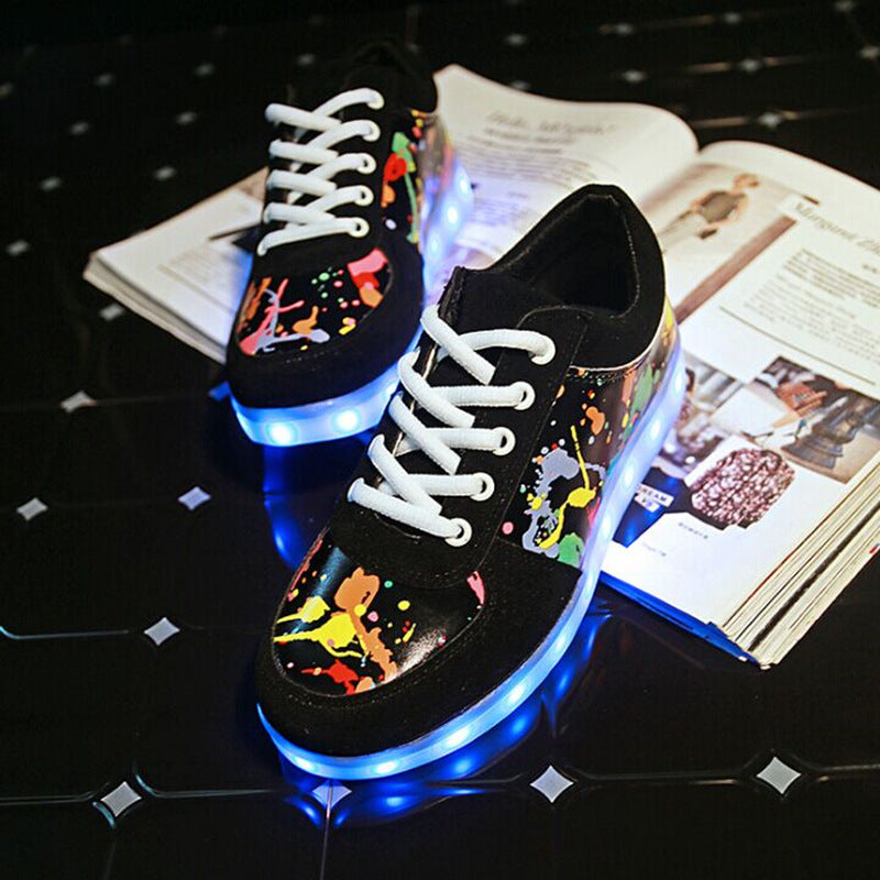 LED-Freizeitschuhe mit USB-Ladefunktion – Bild 6 | LuxeStyle