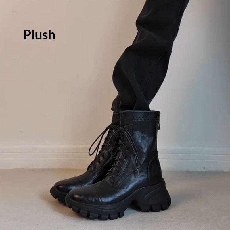 Stylische schwarze Motorradstiefel mit Reissverschluss