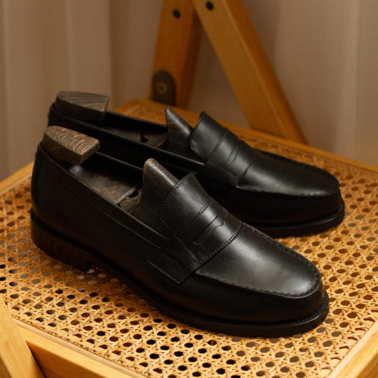 Retro-Leder Sneaker in Schwarz – Bild 3 | LuxeStyle