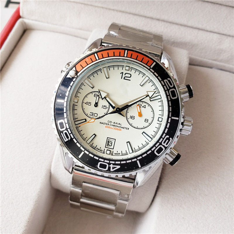 Quarz-Herrenuhr mit Kalender und fünf Zeigern | LuxeStyle