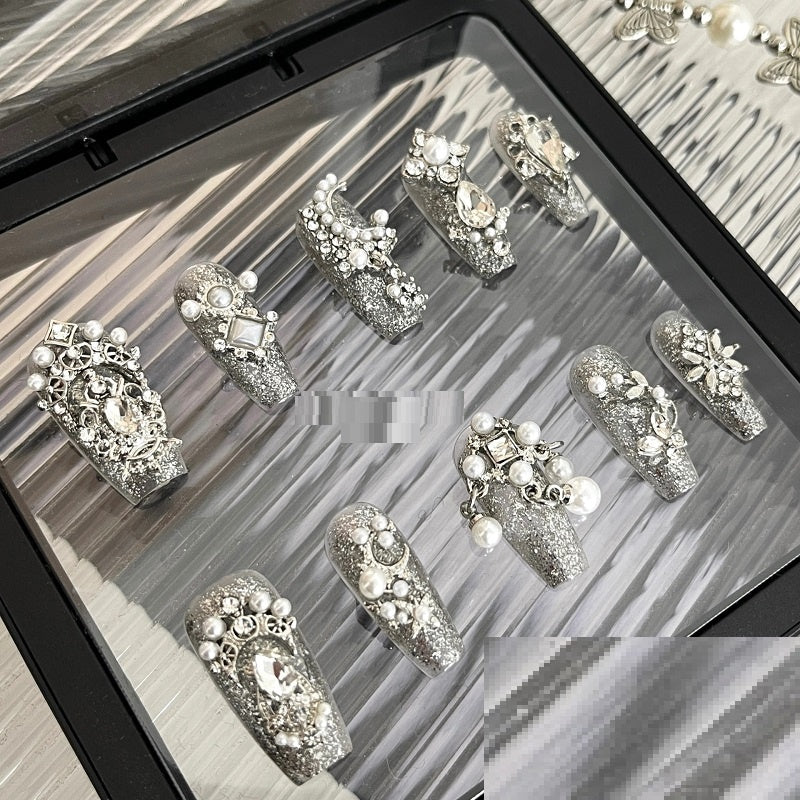 Elegante, handgemachte Nägel zum Aufkleben – Bild 7 | LuxeStyle