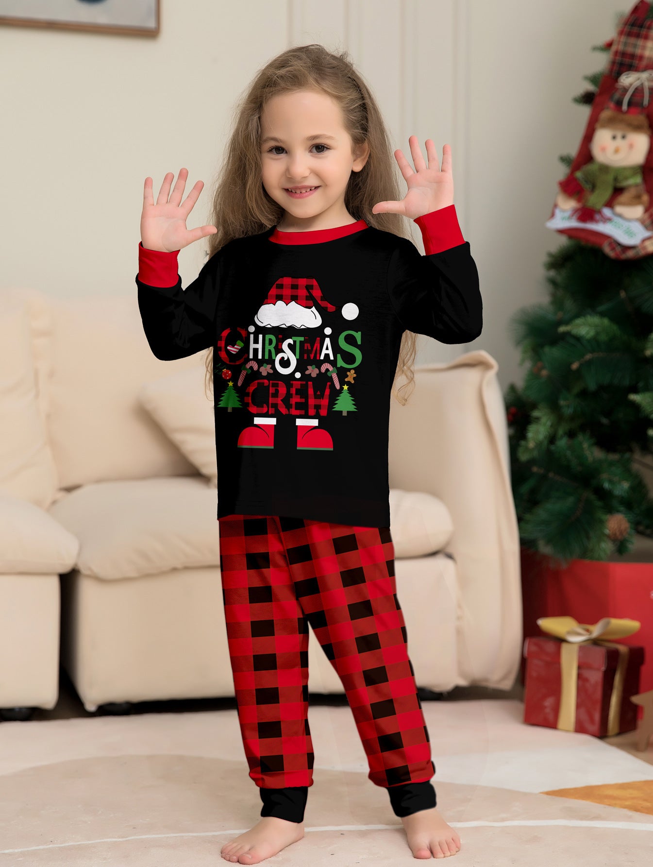 Weihnachts Pyjama-Set im rot-schwarzen Karomuster