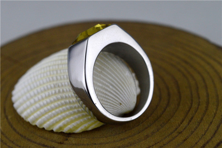 Personalisierter Zirkonring