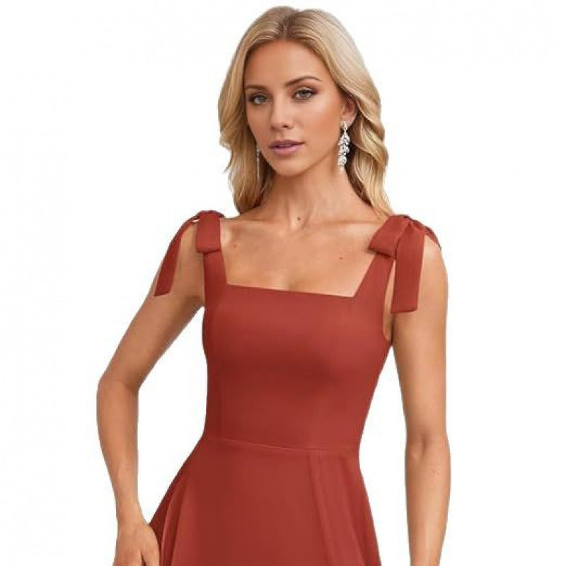 Elegantes Maxikleid mit verstellbaren Trägern