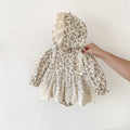 Baby Strampler Langarm mit Spitze und Hut – Bild 8 | LuxeStyle