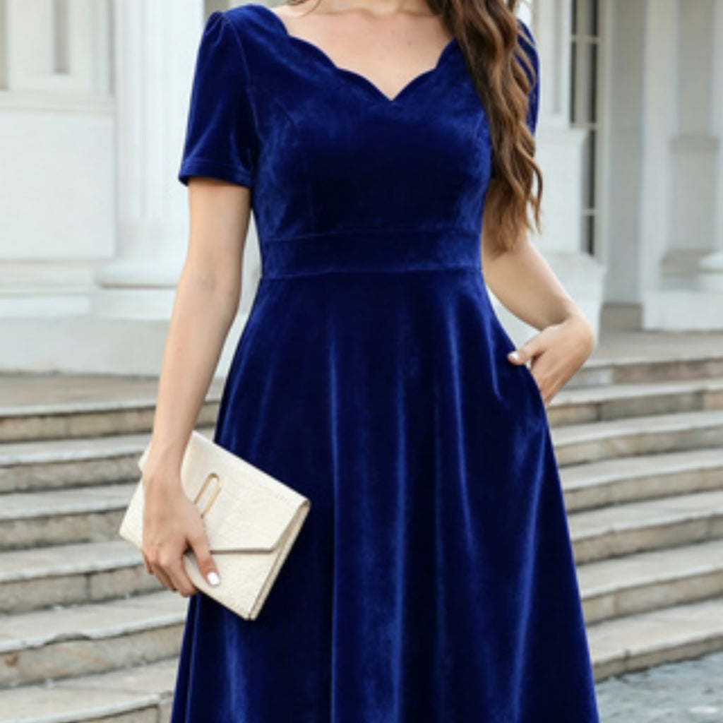 Vintage Kleid mit Rüschenärmeln – Bild 1 | LuxeStyle