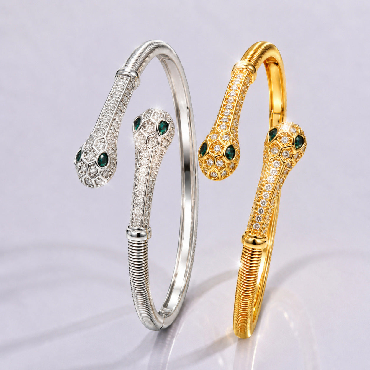 Doppelköpfiges Schlangen-Armband mit Diamanten