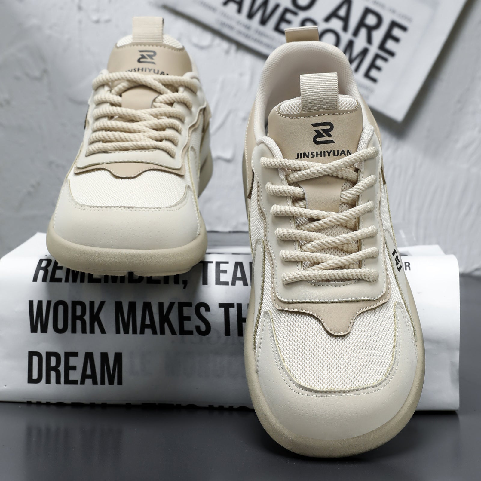 Atmungsaktive Casual Sneakers mit breitem Leisten