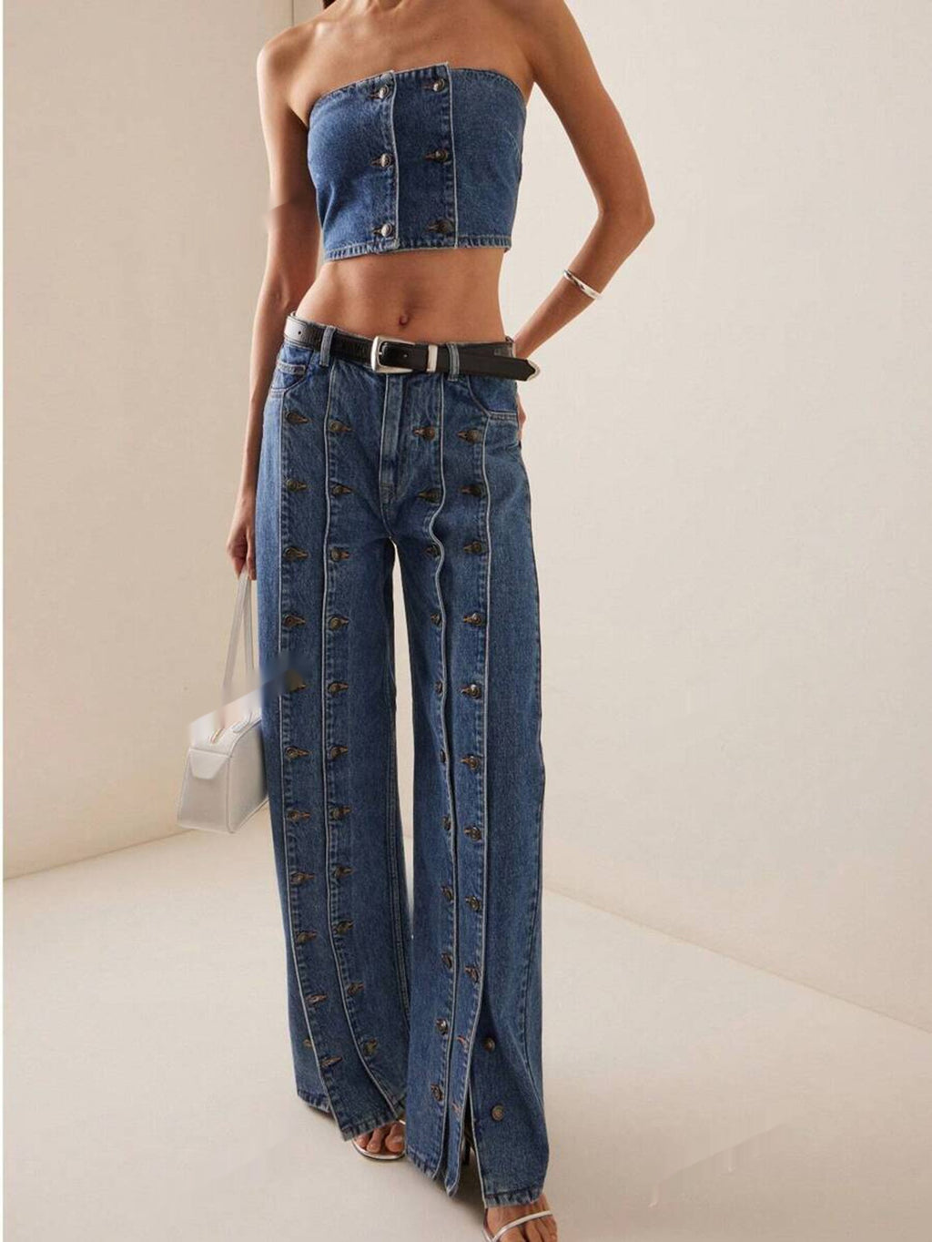 Blaues Straight-Jeans