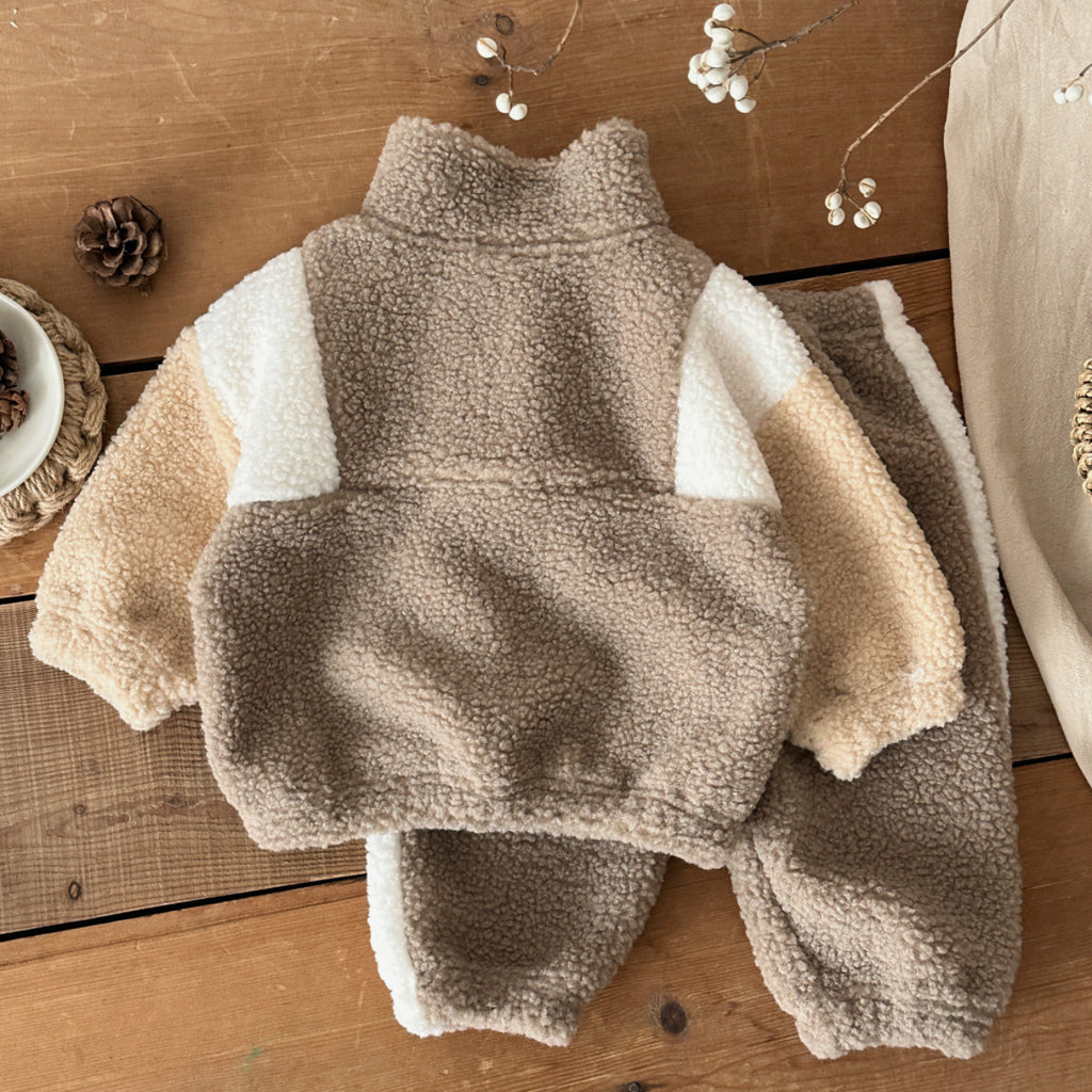 Baby Lammwolle Zweiteiler mit Stehkragen – Bild 6 | LuxeStyle