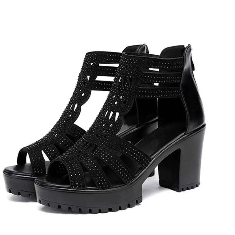 Boots mit weicher Gummisohle, schwarze Goldakzente – Bild 6 | LuxeStyle