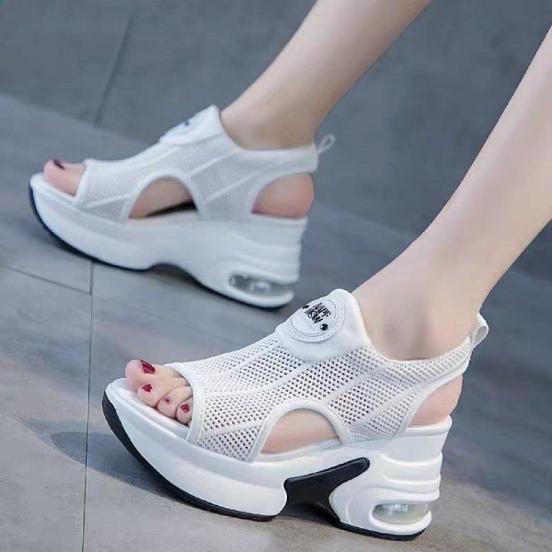 Platform-Wedge-Sandalen | LuxeStyle