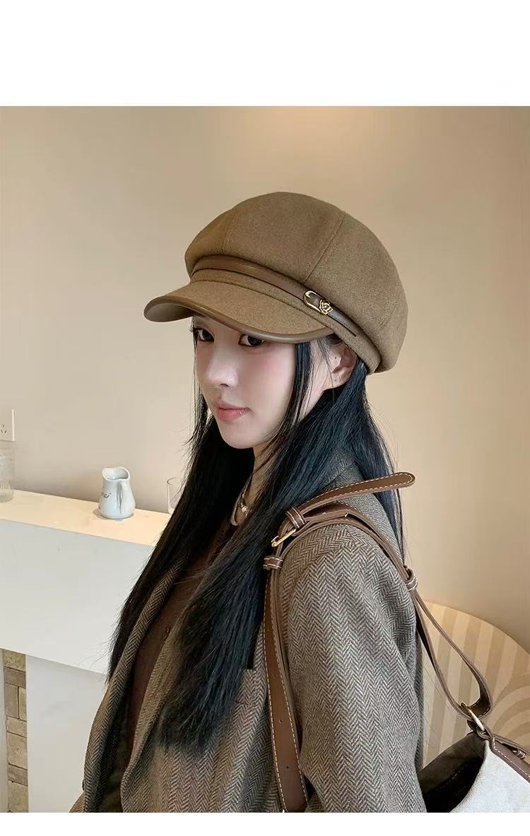 Japanisches Retro Beret mit Kette
