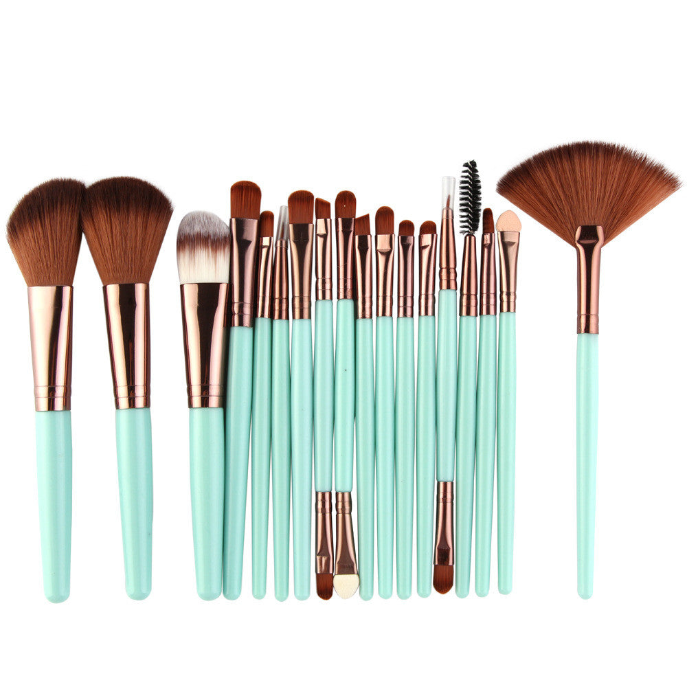 Make-up Pinsel-Set mit 18 Pinseln – Bild 5 | LuxeStyle