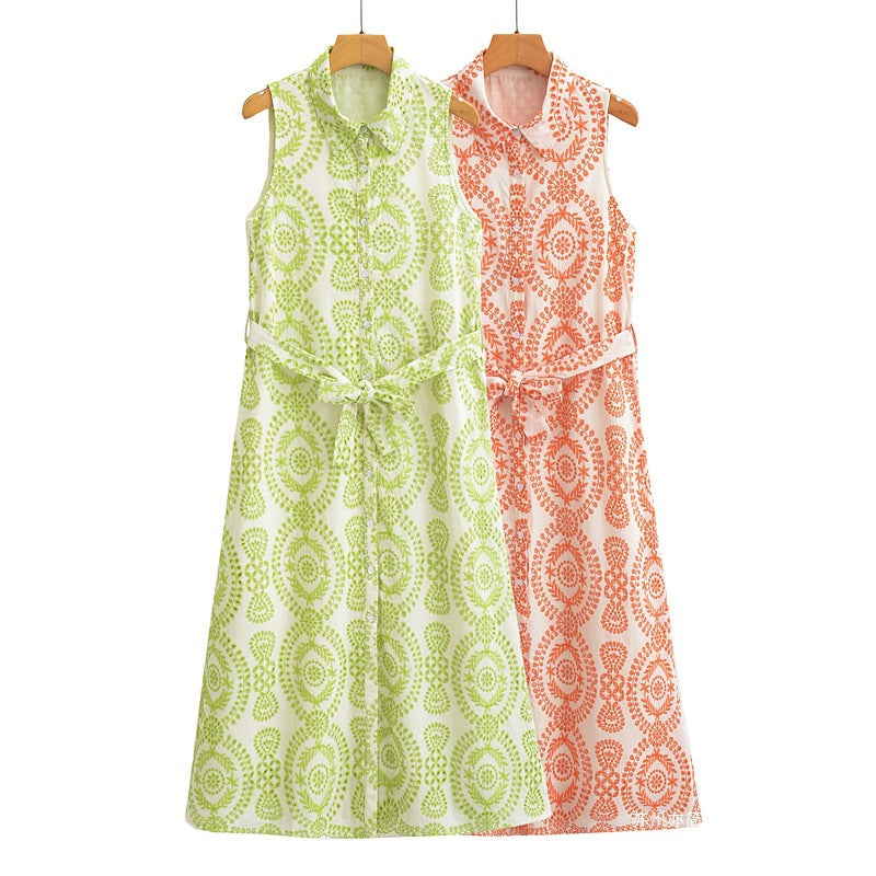 Kurzarm-Kleid mit schweren Stickereien
