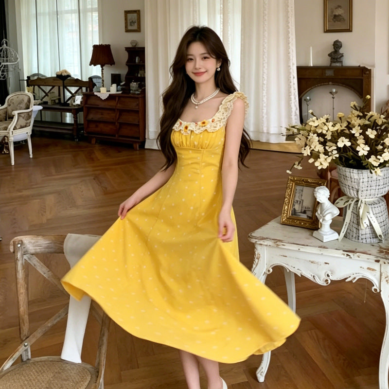 Gelbes Blumenkleid