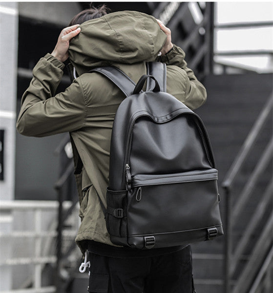 Grosser, wasserdichter Rucksack mit USB-Anschluss – Bild 5 | LuxeStyle