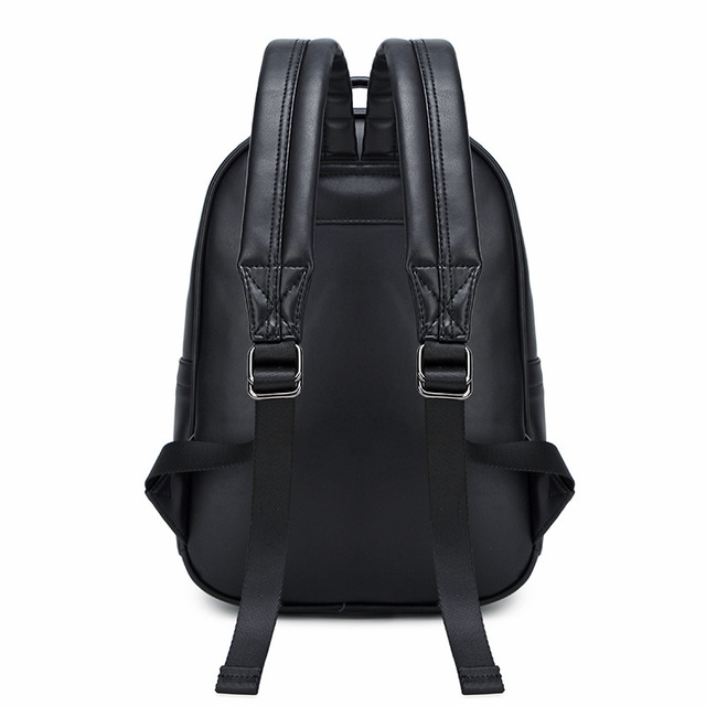 3-dimensionaler Totenkopf-Rucksack – Bild 6 | LuxeStyle