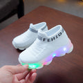 Fliegende Web-Sneaker für Kinder – Bild 5 | LuxeStyle
