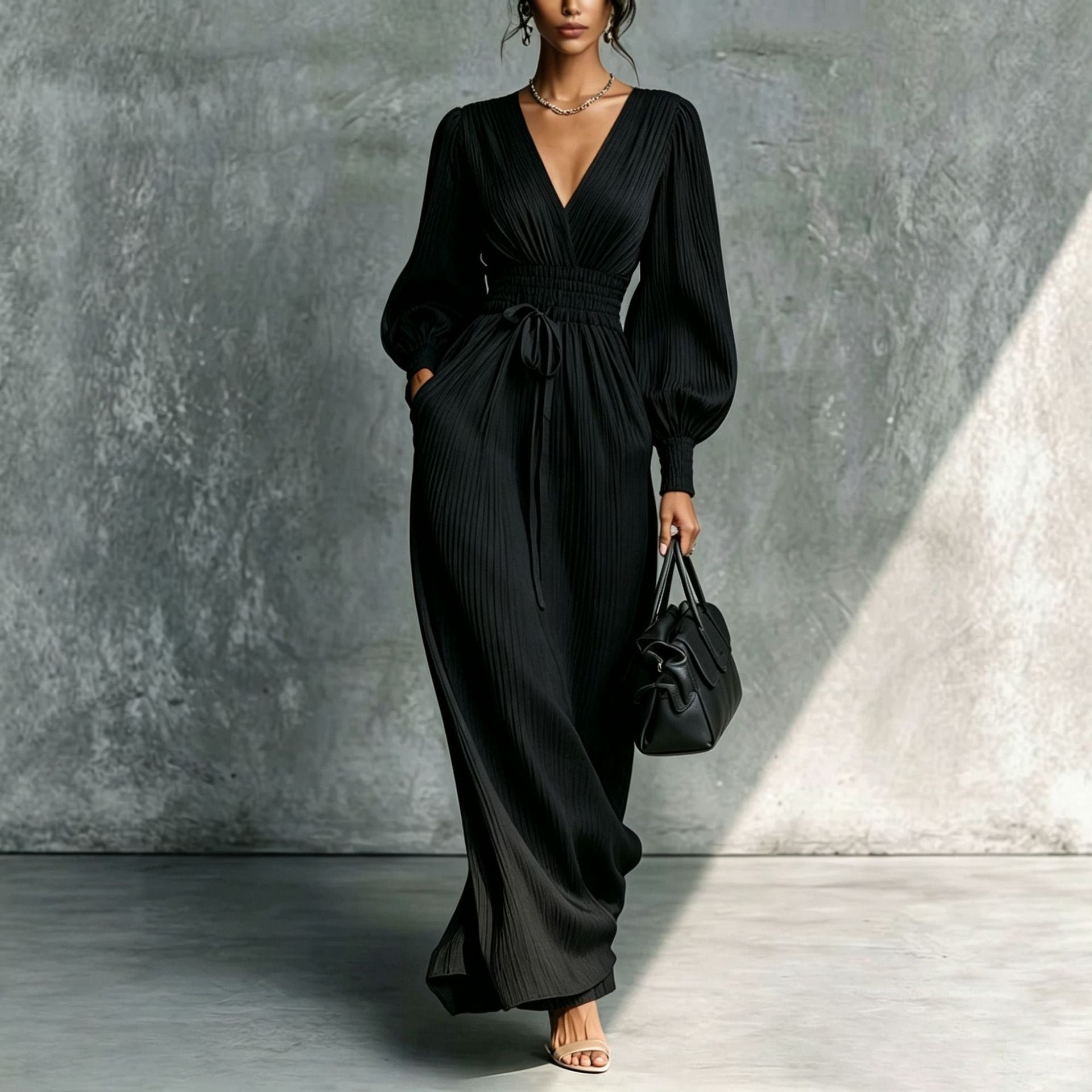 Elegante Damenrobe mit Taillenweite und V-Ausschnitt