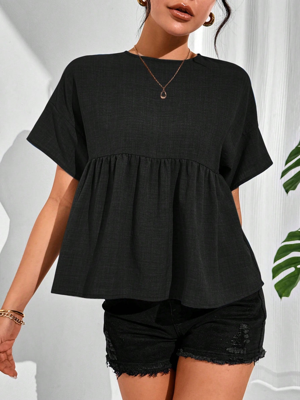 Minimalistisches Leinen-Shirt mit Rundhals