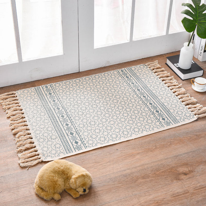 Handgewebter Teppich aus Baumwolle und Hanf – Bild 1 | LuxeStyle