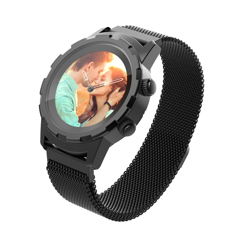 Smartwatch mit Herzfrequenzmesser & Schrittzähler – Bild 2 | LuxeStyle