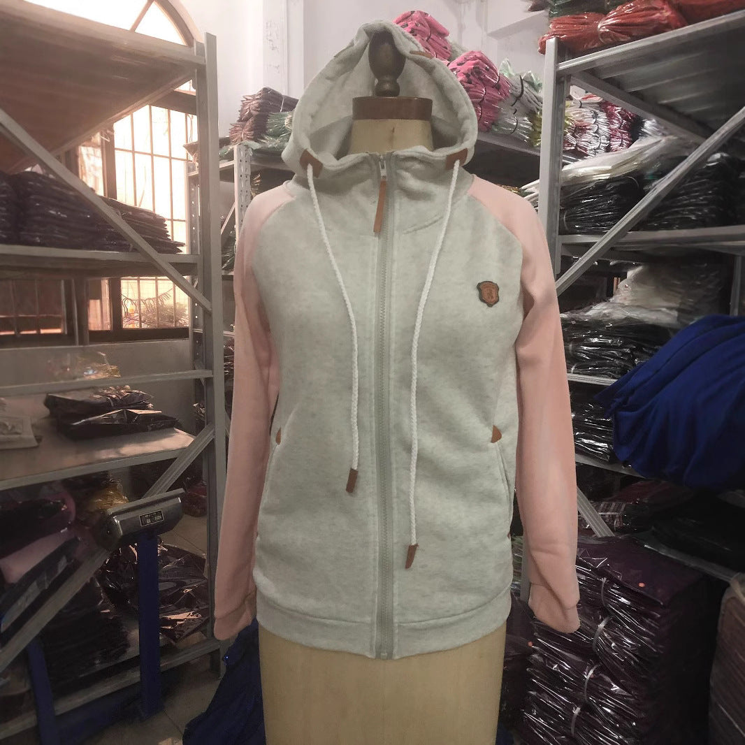 Personalisierter Hoodie mit Leder-Patch