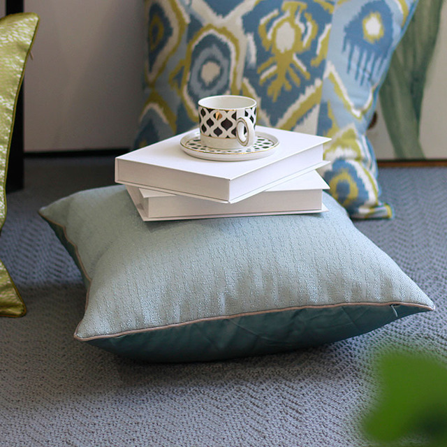 Sofa-Rückenkissen mit geometrischem Muster – Bild 2 | LuxeStyle