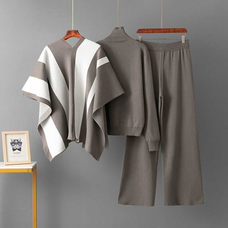 Klassisches Strickset mit Cape und Hose | LuxeStyle