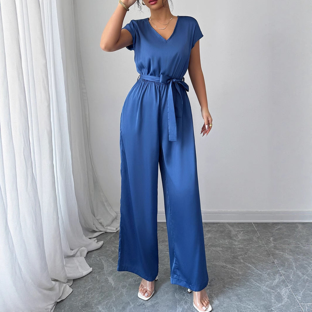 Eleganter Jumpsuit mit V-Ausschnitt