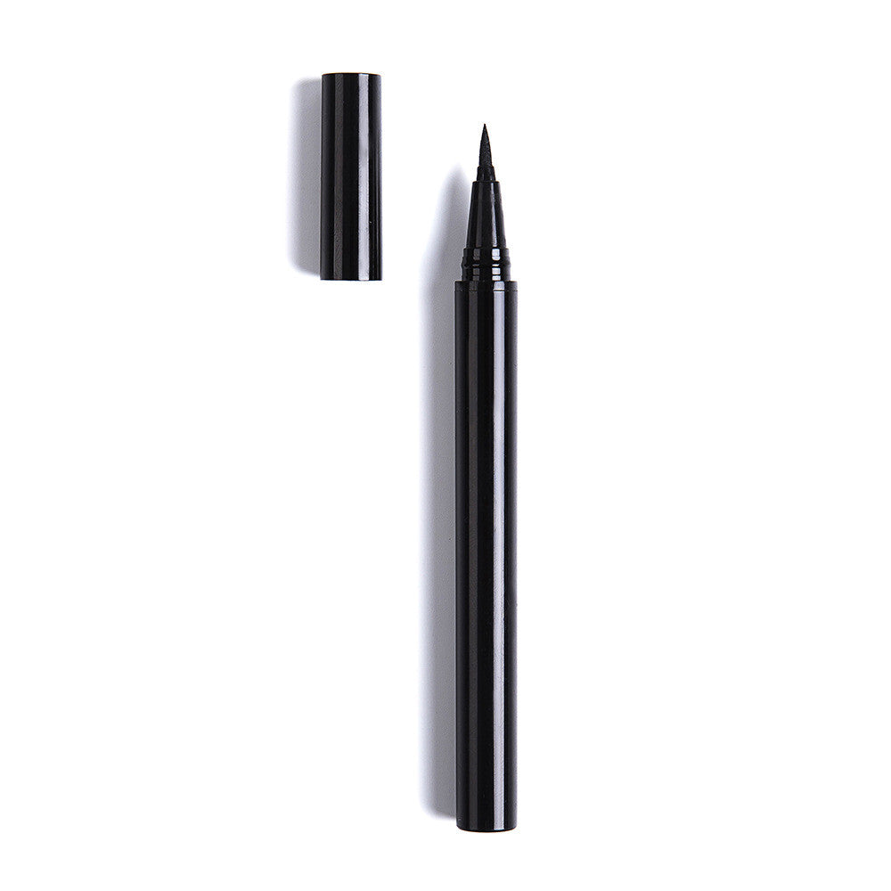 Selbstklebender Eyeliner für falsche Wimpern – Bild 4 | LuxeStyle