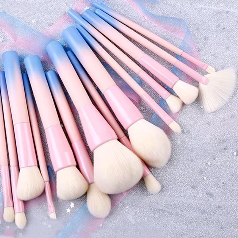 Make-up Pinsel-Set mit Farbverlauf