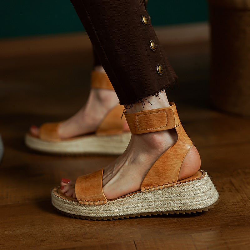 Geflochtene Vintage-Sandalen mit Keilabsatz – Bild 7 | LuxeStyle