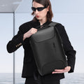 Wasserdichter Commuter Rucksack aus Leder | LuxeStyle