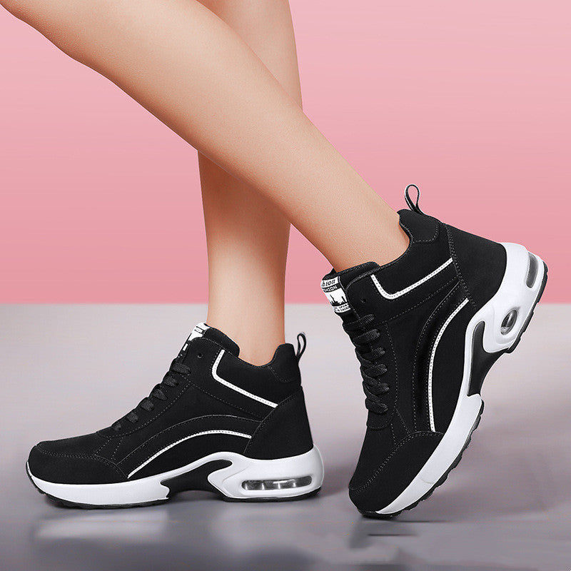 Tanzschuhe Damen – Weiche Sohle, Nubukleder