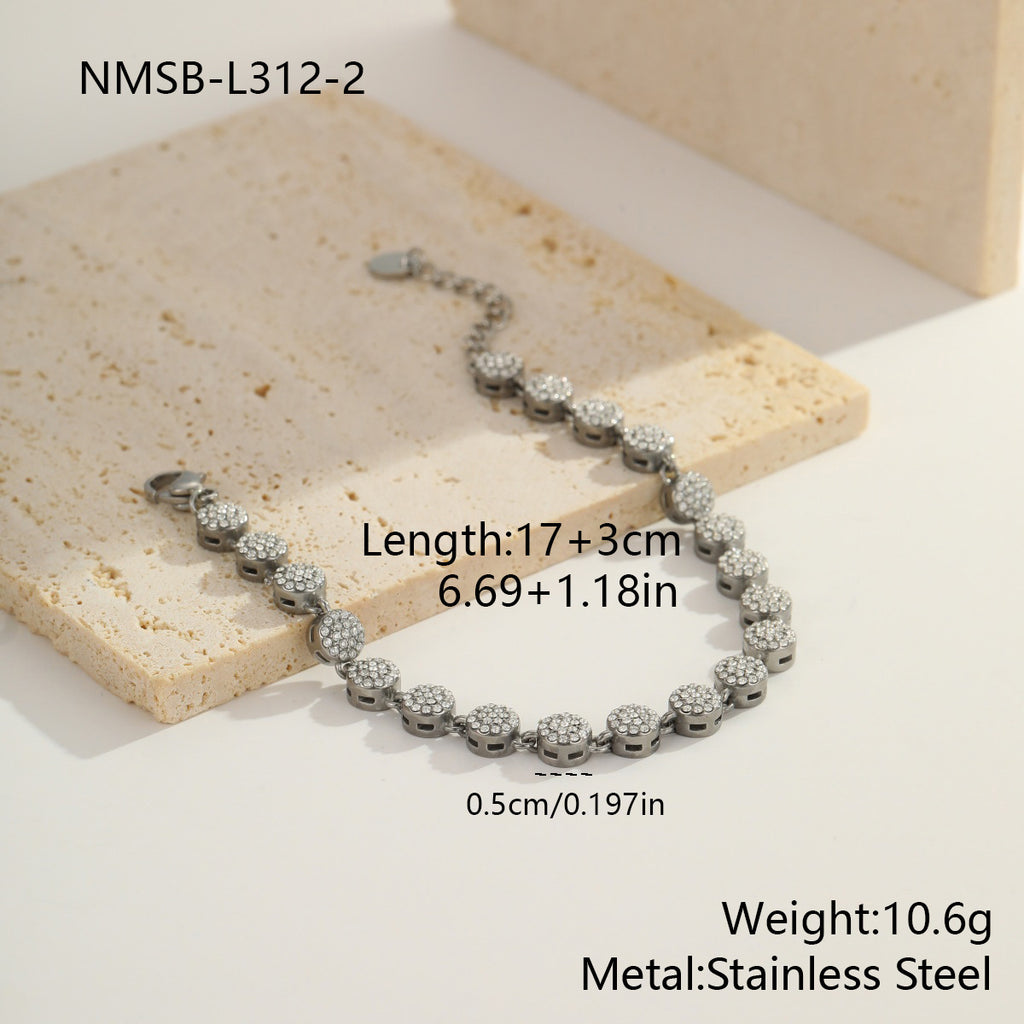Herz-Zirkon Armband aus farbbeständigem Edelstahl – Bild 6 | LuxeStyle
