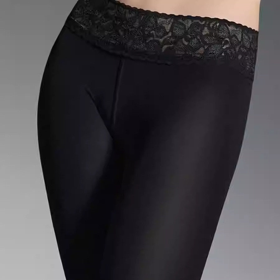 Leggings mit Spitzenbund und Daunenfüllung