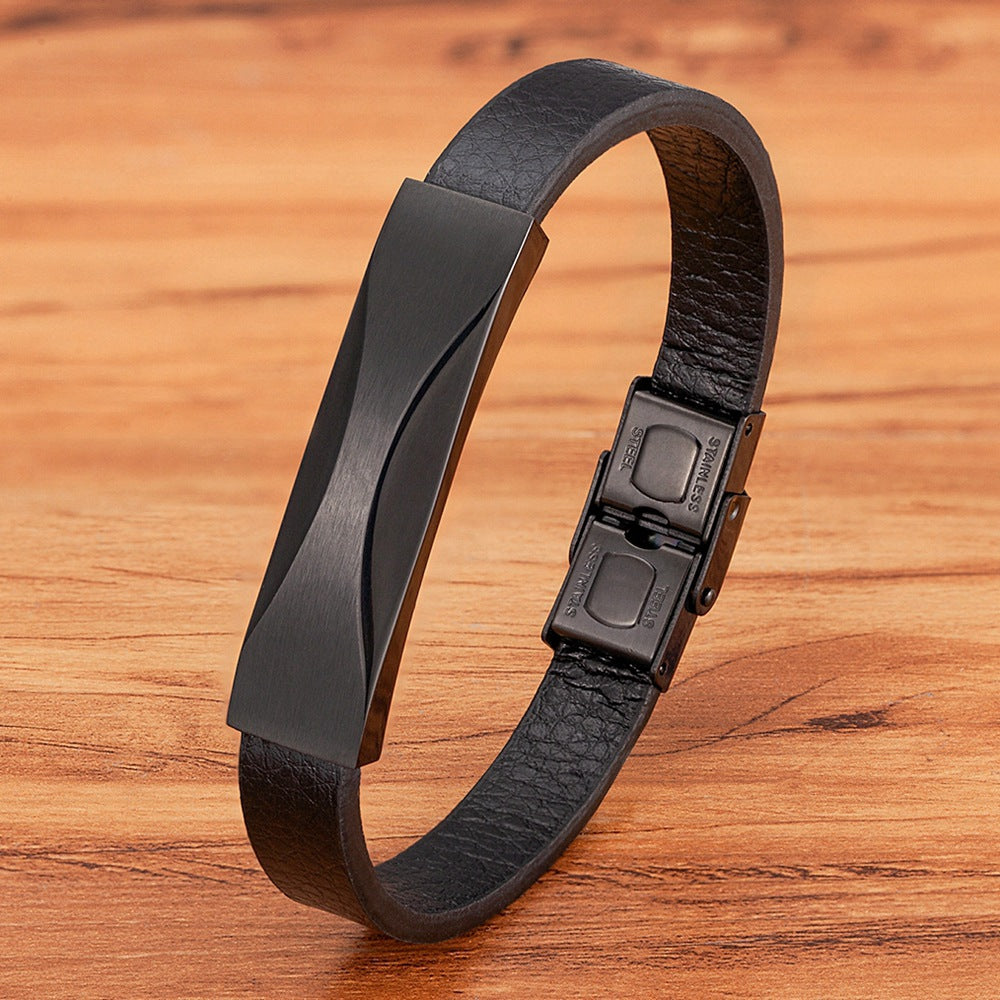 Herren-Lederarmband mit geometrischem Muster – Bild 5 | LuxeStyle